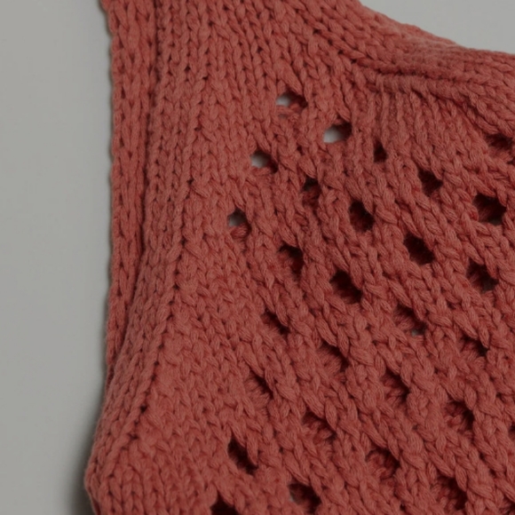 💐Mango-Ruffled crochet top/NWT - Picture 4 of 4